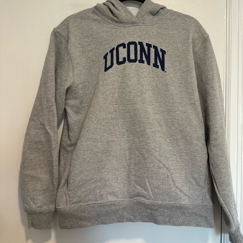 League Collegiate Wear UCONN Huskies Mens Sz:M Spelling Pullover Hoodie.